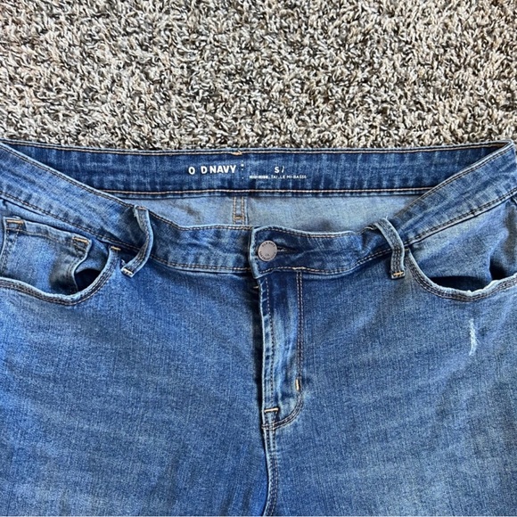 Old Navy Jeans - Picture 2 of 6